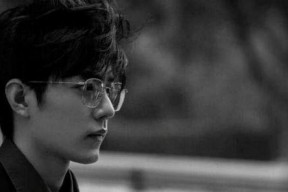 娱乐吃瓜君某小生